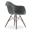 Eames Plastic Armchair DAW, Gris granit, Avec coussin d'assise, Gris foncé, Version standard - 43 cm, Érable foncé