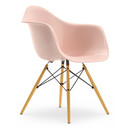 Eames Plastic Armchair DAW, Rose pâle, Sans rembourrage, Sans rembourrage, Version standard - 43 cm, Érable nuance de jaune