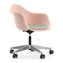 Eames Plastic Armchair PACC, Rose pâle, Avec coussin d'assise, Gris chaud / ivoire